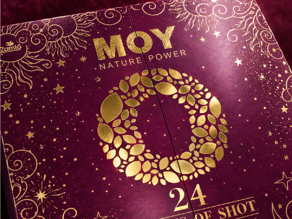Detail zlatej razby na prednej strane MOY Adventného kalendára 24 Days of Shot Ametyst