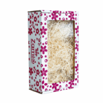 na obrázku je darčeková krabica biela s červenými vzormi aronie a kvetov z arónie s oknom na produkty